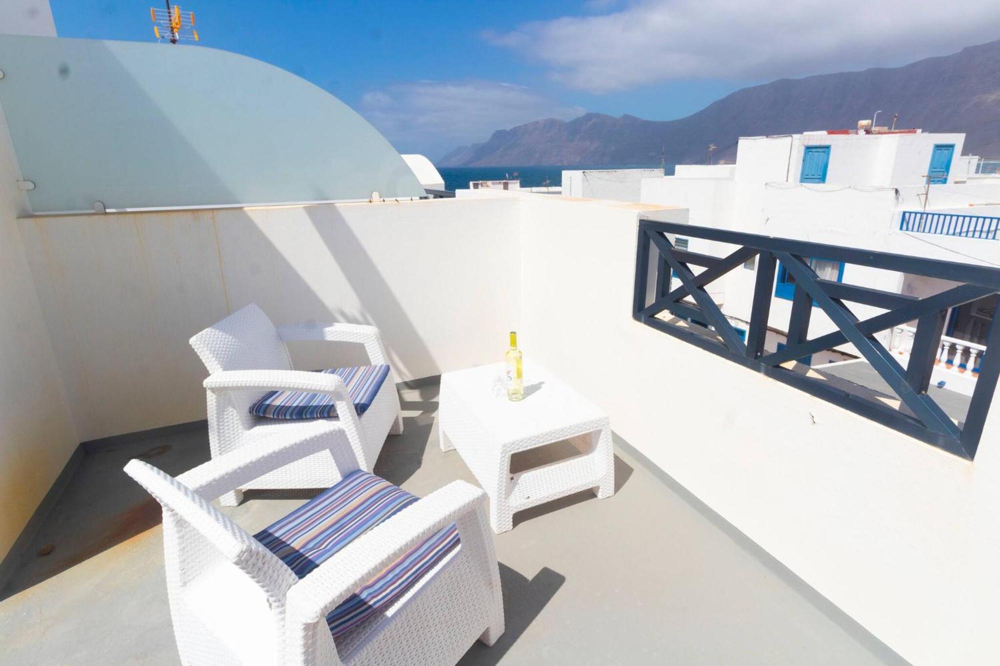 Hotel Casa Bianca Caleta De Famara Exterior foto